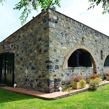 Antico Borgo Etneo Country Hotel Calatabiano Exteriör bild