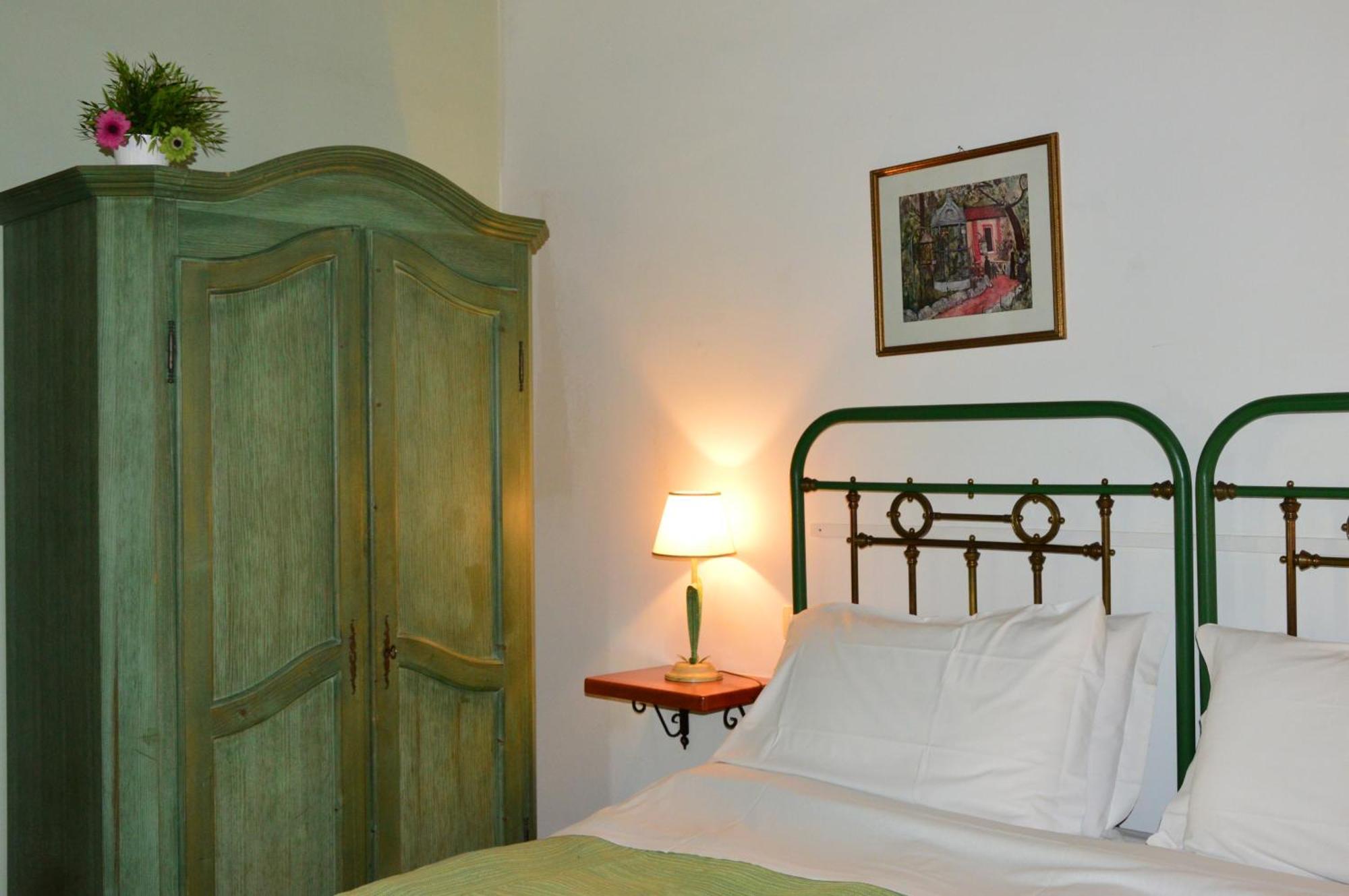 Antico Borgo Etneo Country Hotel Calatabiano Exteriör bild