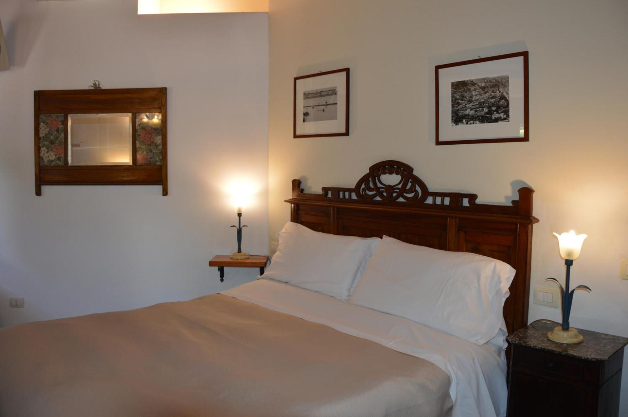 Antico Borgo Etneo Country Hotel Calatabiano Exteriör bild
