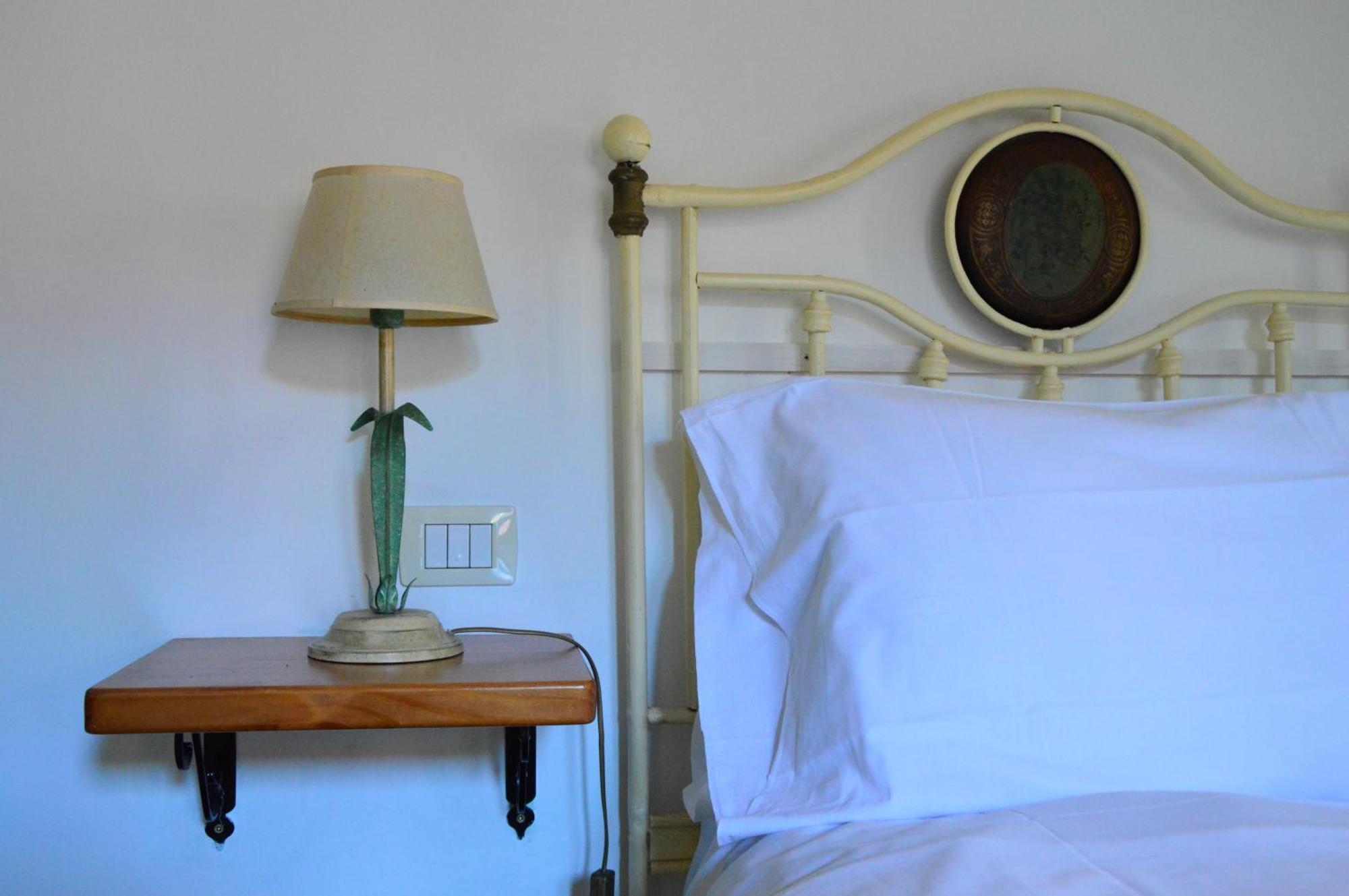 Antico Borgo Etneo Country Hotel Calatabiano Exteriör bild