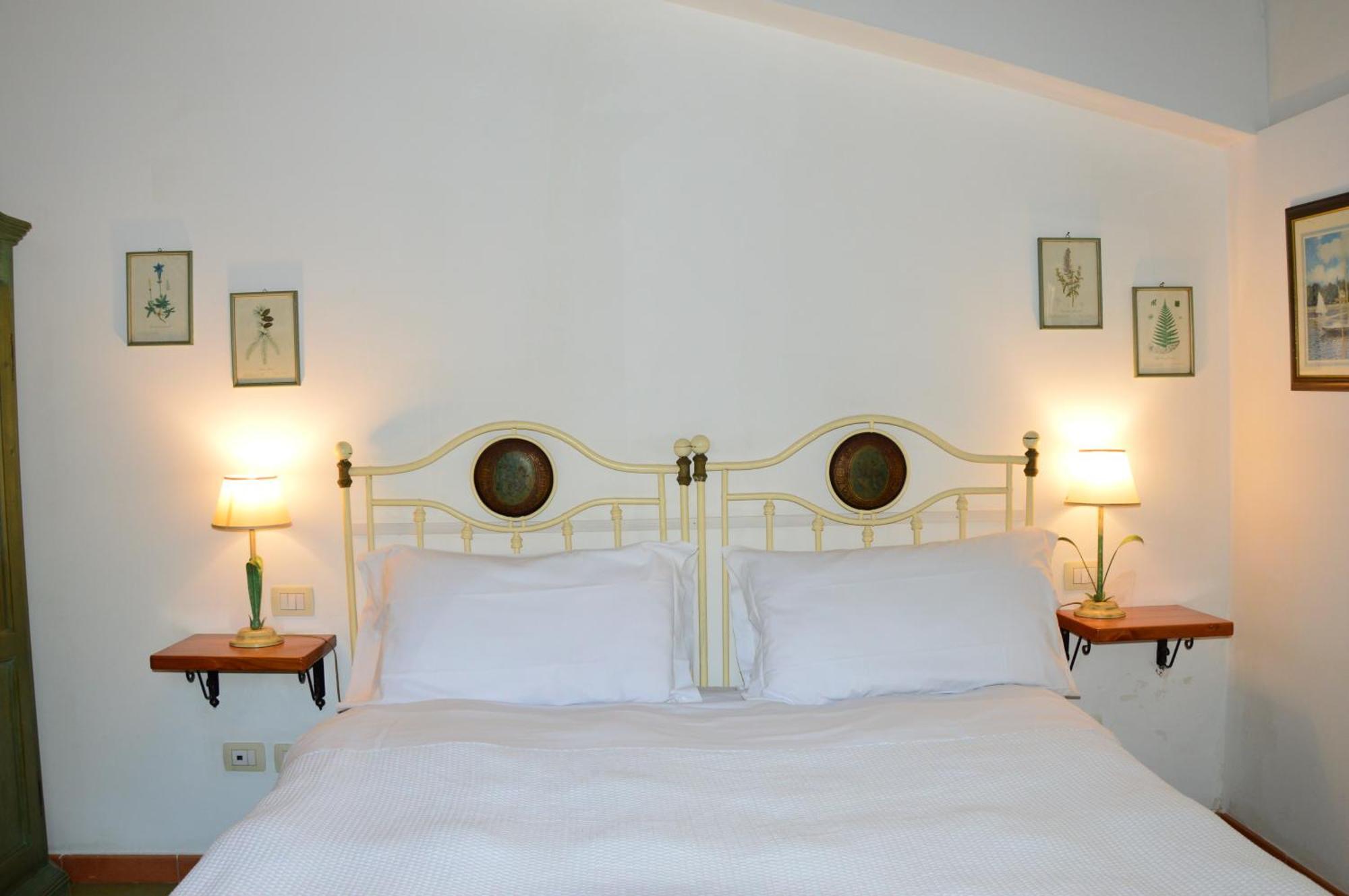 Antico Borgo Etneo Country Hotel Calatabiano Exteriör bild